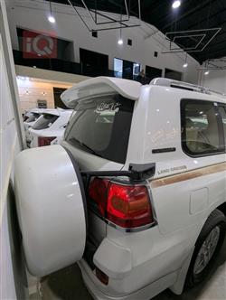 تۆیۆتا لاند کروزەر